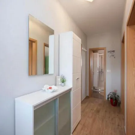 Apartment Dar *