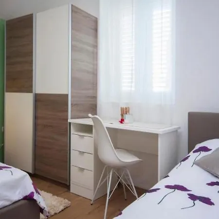 Apartment Dar Murter